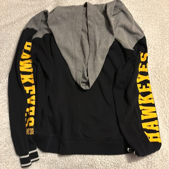 Gently used Iowa Hawkeyes sweats - Picture 8 of 8